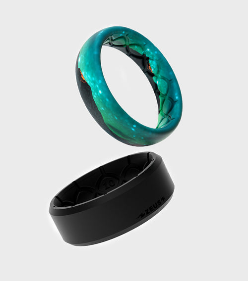 a green ring above a black ring